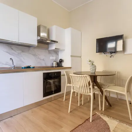Honey Moon With Small Terrace Apartment Cagliari