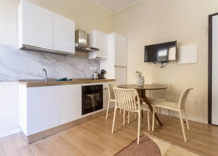 Honeymoon In The Heart Of Daire Cagliari